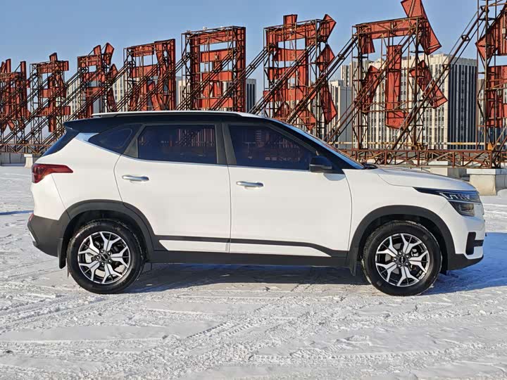 Kia KX3 2021 2021款 1.5L CVT焕新版