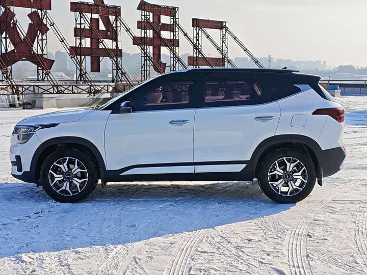 Kia KX3 2021 2021款 1.5L CVT焕新版