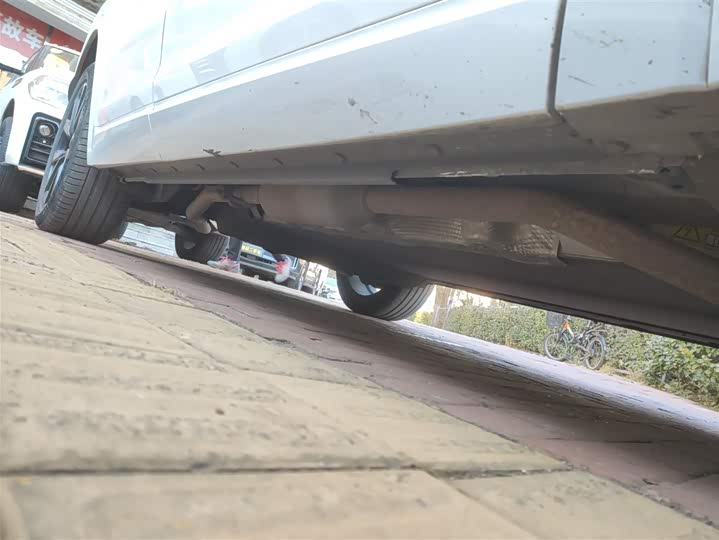 LiXiang One 2021 2021款 增程6座版