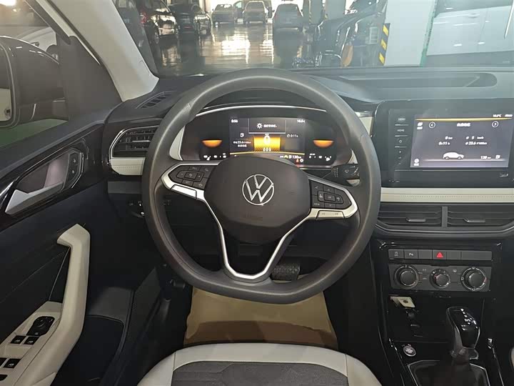 Volkswagen Tharu 2025 2025款 新锐 300TSI 锐意版