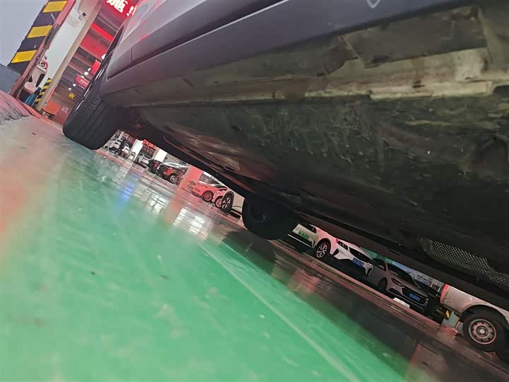 Volkswagen Tharu 2025 2025款 新锐 300TSI 锐意版