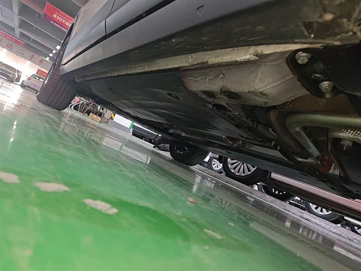 Volkswagen Tharu 2025 2025款 新锐 300TSI 锐意版