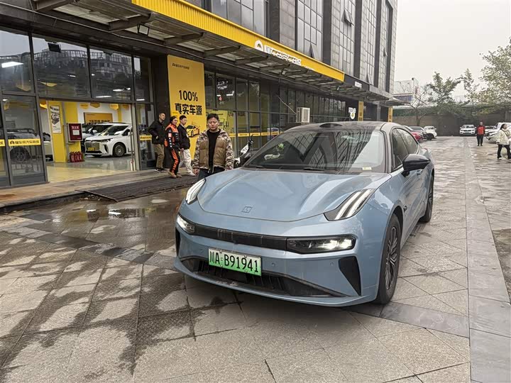 Zeekr 001 2025 2025款 WE版 100kWh 后驱