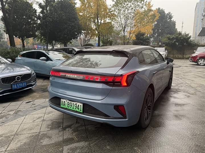 Zeekr 001 2025 2025款 WE版 100kWh 后驱