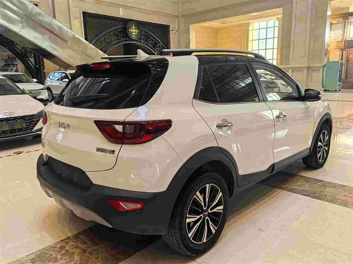 Kia KX1 2021 2021款 1.4L CVT天窗款