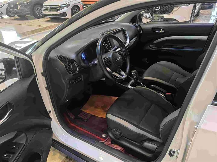 Kia KX1 2021 2021款 1.4L CVT天窗款