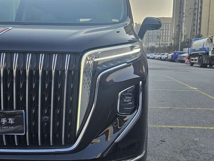 Hongqi HQ9 2023 2023款 2.0T 智联旗领版