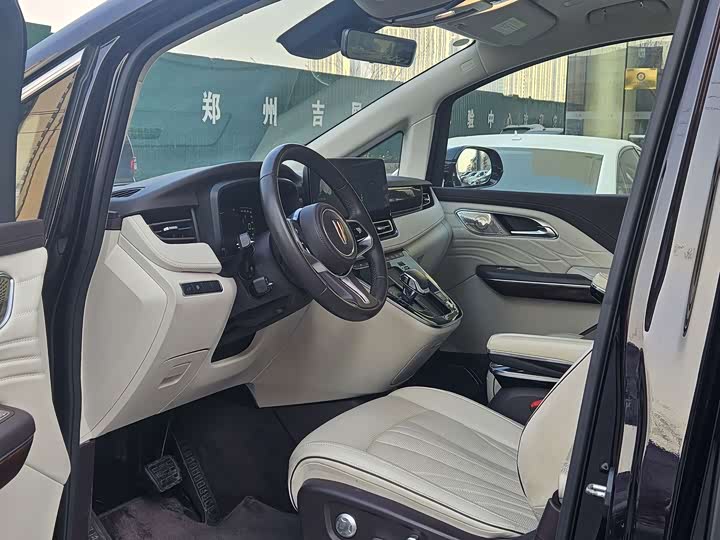 Hongqi HQ9 2023 2023款 2.0T 智联旗领版