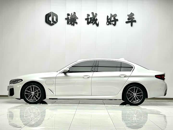 BMW 5 Series Hybrid 2022 2022款 535Le M运动套装