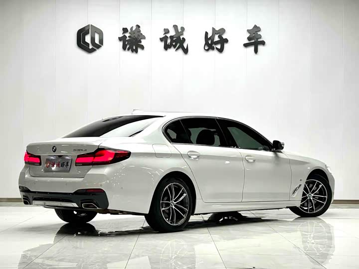 BMW 5 Series Hybrid 2022 2022款 535Le M运动套装