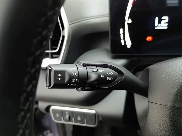 Haval H5 2023 2023款 2.0T自动两驱领英 汽油