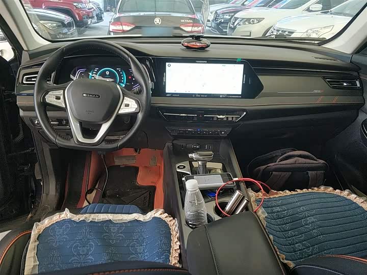 Changan Oshan X7 Plus 2022 2022款 1.5T 蓝鲸版自动尊贵型