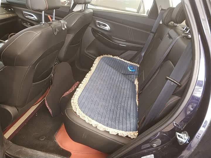 Changan Oshan X7 Plus 2022 2022款 1.5T 蓝鲸版自动尊贵型