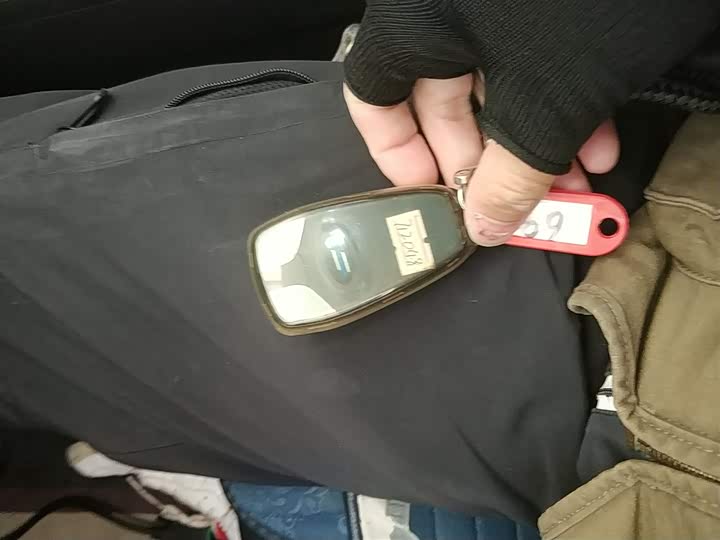 Changan Oshan X7 Plus 2022 2022款 1.5T 蓝鲸版自动尊贵型