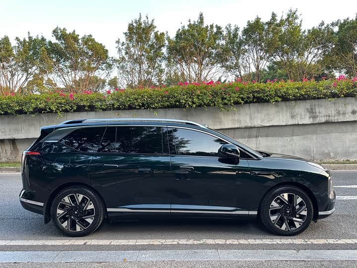 GAC Hyptec HL 2025 2025款 改款 350 Max六座激光雷达版