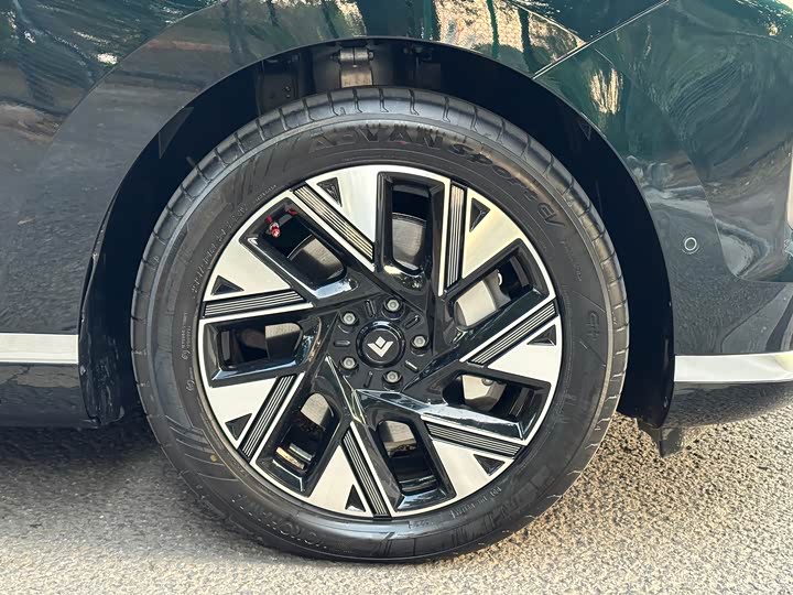 GAC Hyptec HL 2025 2025款 改款 350 Max六座激光雷达版