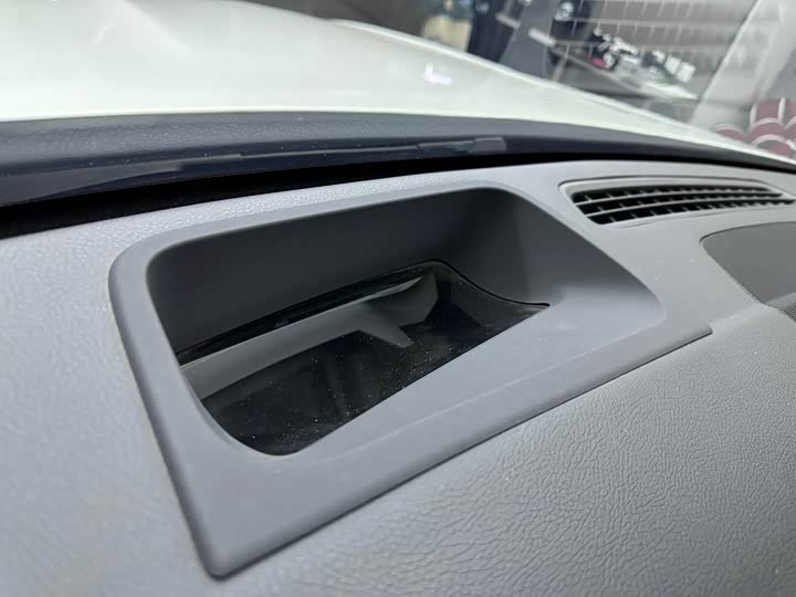 Mercedes-Benz EQB 2022 2022款 EQB 350 4MATIC 首发特别版