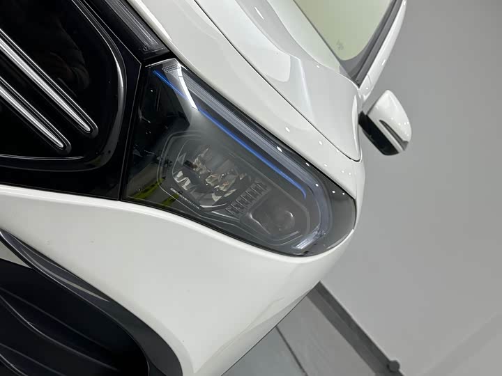 Mercedes-Benz EQB 2022 2022款 EQB 350 4MATIC 首发特别版