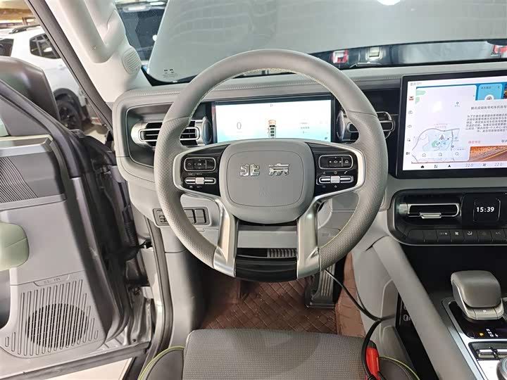 BAIC Beijing BJ40 2024 2024款 2.0T 全新刀锋英雄版 攀登者