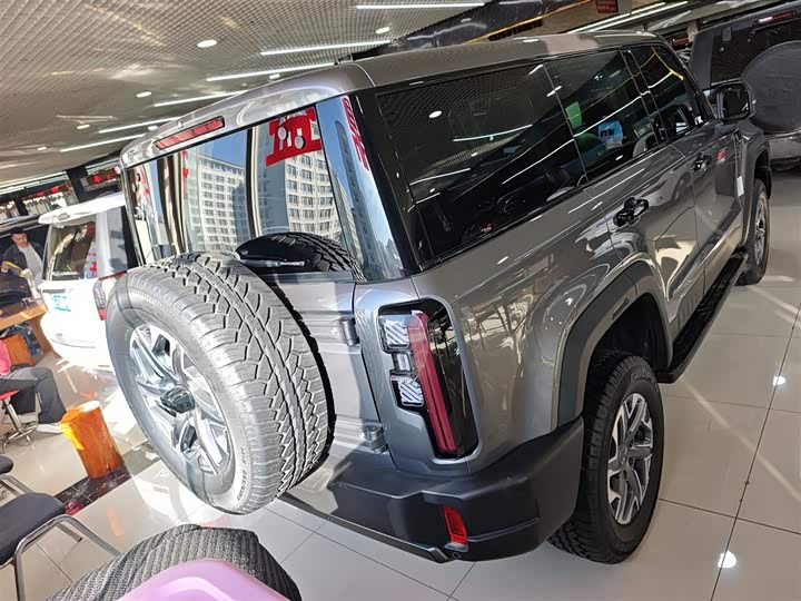 BAIC Beijing BJ40 2024 2024款 2.0T 全新刀锋英雄版 攀登者