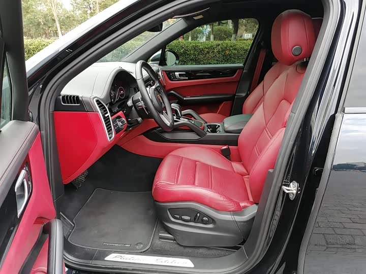 Porsche Cayenne Hybrid 2023 2023款 Cayenne E-Hybrid 2.0T 铂金版