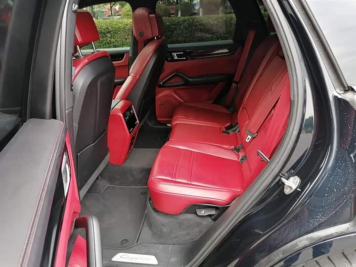 Porsche Cayenne Hybrid 2023 2023款 Cayenne E-Hybrid 2.0T 铂金版