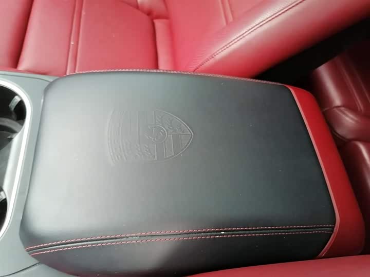 Porsche Cayenne Hybrid 2023 2023款 Cayenne E-Hybrid 2.0T 铂金版