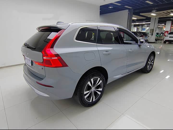 Volvo XC60 2025 2025款 B5 四驱智逸豪华版
