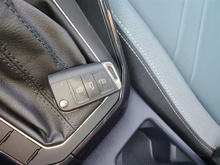 Volkswagen Lavida 2025 2025款 新锐 1.5L 出众新愿版