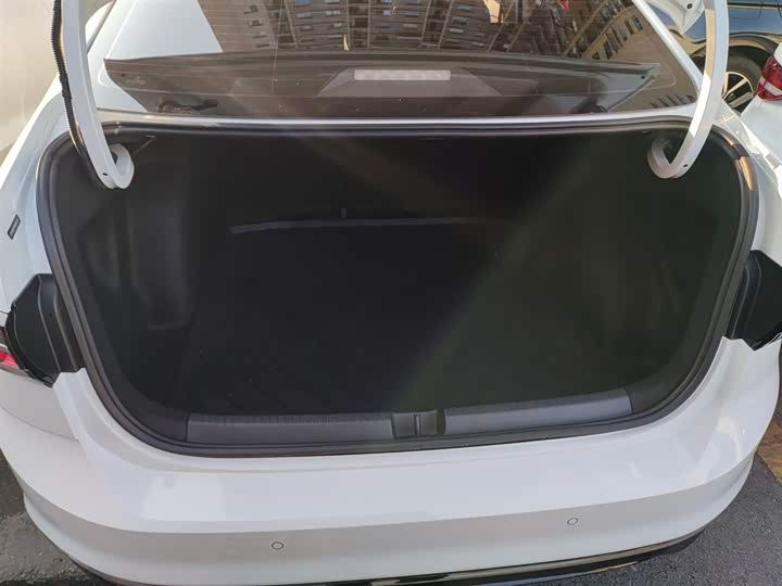 Volkswagen Lavida 2025 2025款 新锐 1.5L 出众新愿版