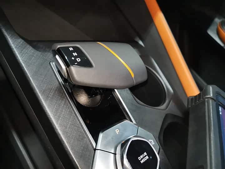 Changan UNI-V Hybrid 2023 2023款 智电iDD 1.5T 113km智趣型