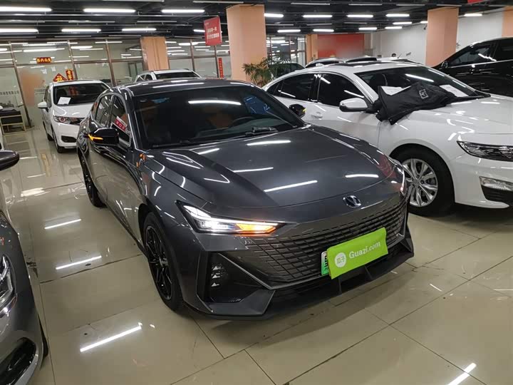 Changan UNI-V Hybrid 2023 2023款 智电iDD 1.5T 113km智趣型