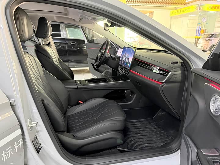 Chery Fulwin A8L 2025 2025款 1.5TGDI 145km 豪华型