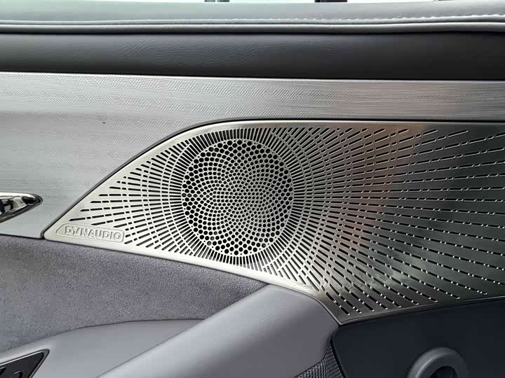 Voyah Passion 2024 2024款 PHEV 四驱超长续航行政版