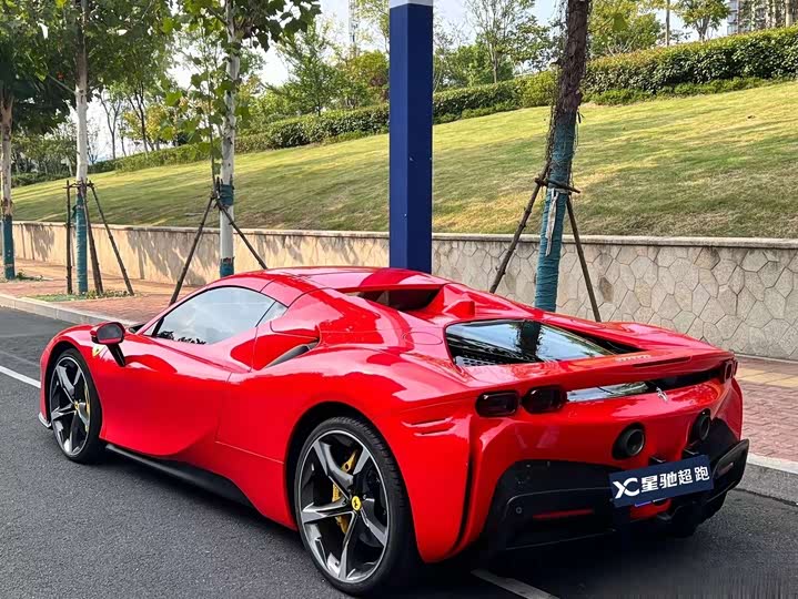 Ferrari SF90 2021 2021款 3.9T V8 Spider
