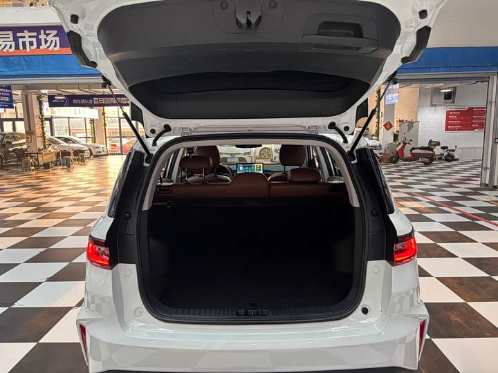 Geely Vision X6 2021 2021款 PRO 1.4T 自动尊贵型