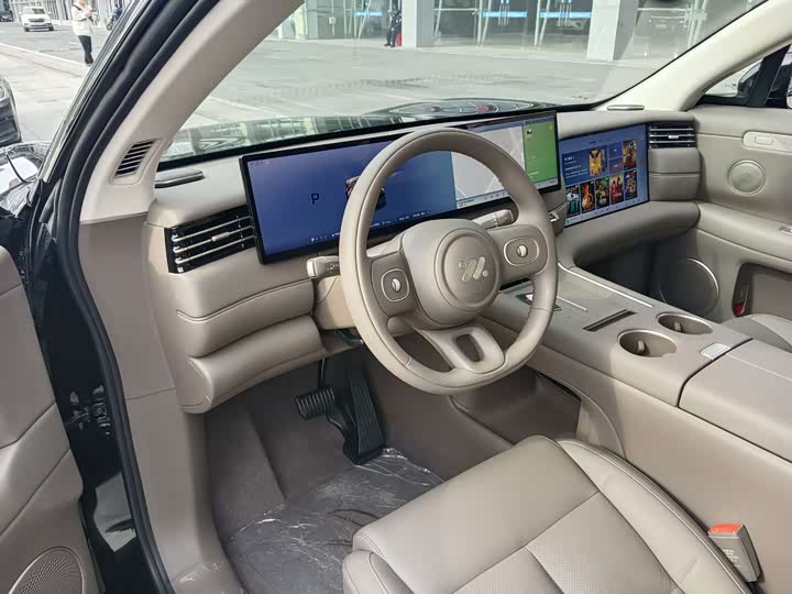 IM motors LS6 2026 2026款 增程 66 Max+