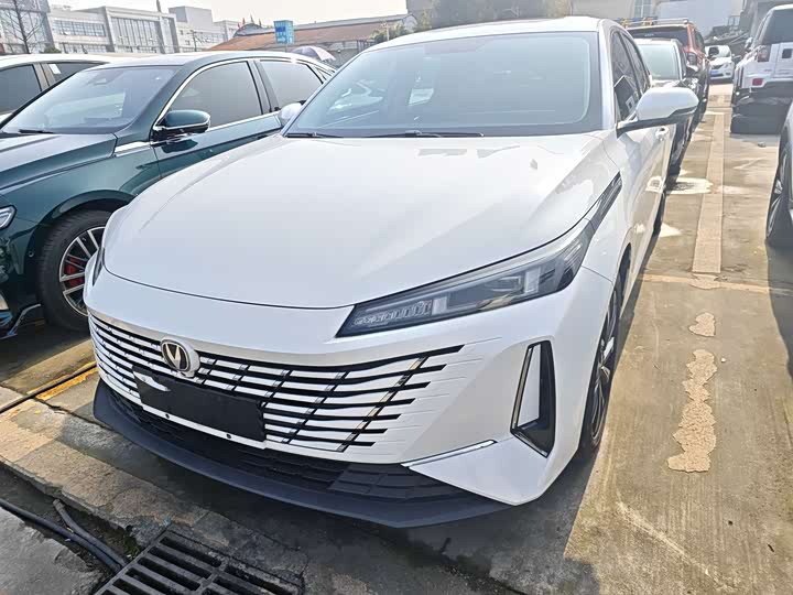 Changan Eado Plus 2025 2025款 蓝鲸 1.5T 高能版