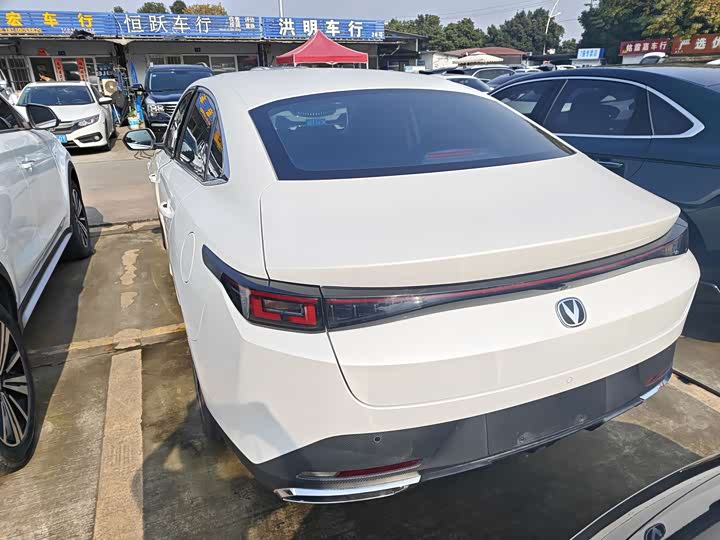Changan Eado Plus 2025 2025款 蓝鲸 1.5T 高能版