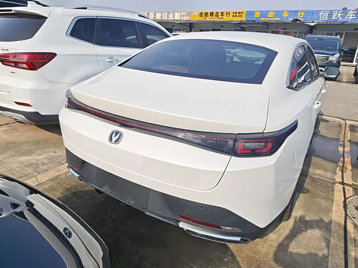 Changan Eado Plus 2025 2025款 蓝鲸 1.5T 高能版