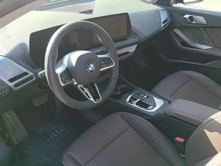 BMW 2 Series 2025 2025款 225L M运动套装