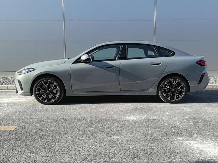 BMW 2 Series 2025 2025款 225L M运动套装