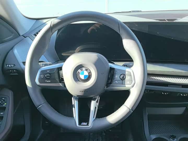 BMW 2 Series 2025 2025款 225L M运动套装