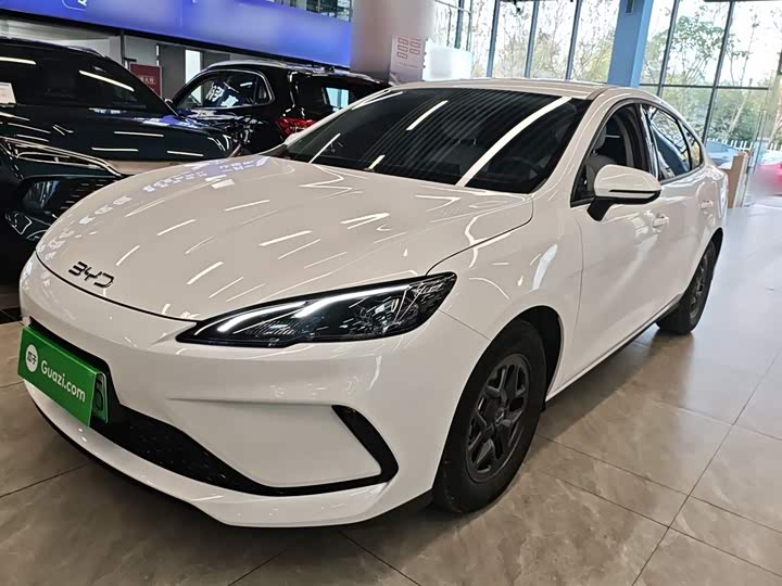 BYD Seal 05 DM-i Hybrid 2025 2025款 DM-i 智驾版 55KM豪华型