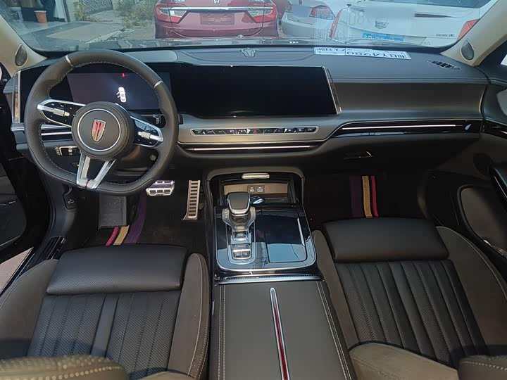 Hongqi H9 2025 2025款 2.0T 两驱旗享私享风尚版 5座