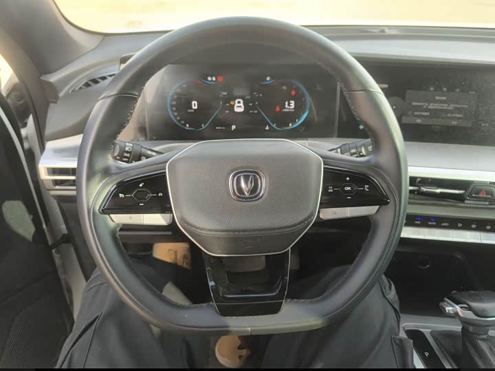 Changan CS35 Plus 2023 2023款 畅享版 1.4T DCT豪华型