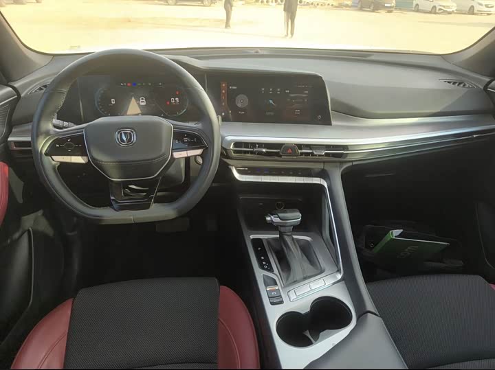 Changan CS35 Plus 2023 2023款 畅享版 1.4T DCT豪华型