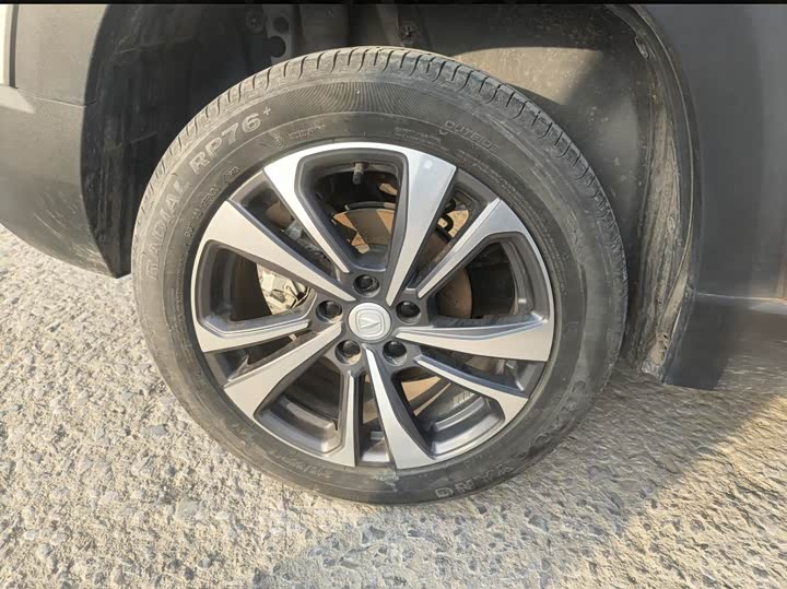 Changan CS35 Plus 2023 2023款 畅享版 1.4T DCT豪华型