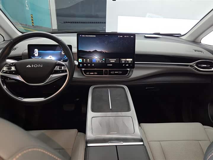 GAC Aion V 2024 2024款 Plus 70 星耀版 磷酸铁锂