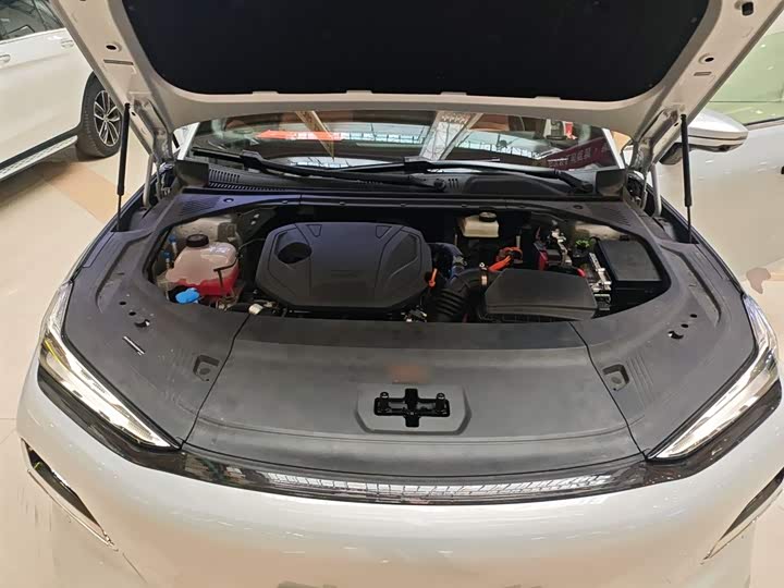 Geely Galaxy Starshine 8 EM-i 2025 2025款 130km EM-i 旗舰版